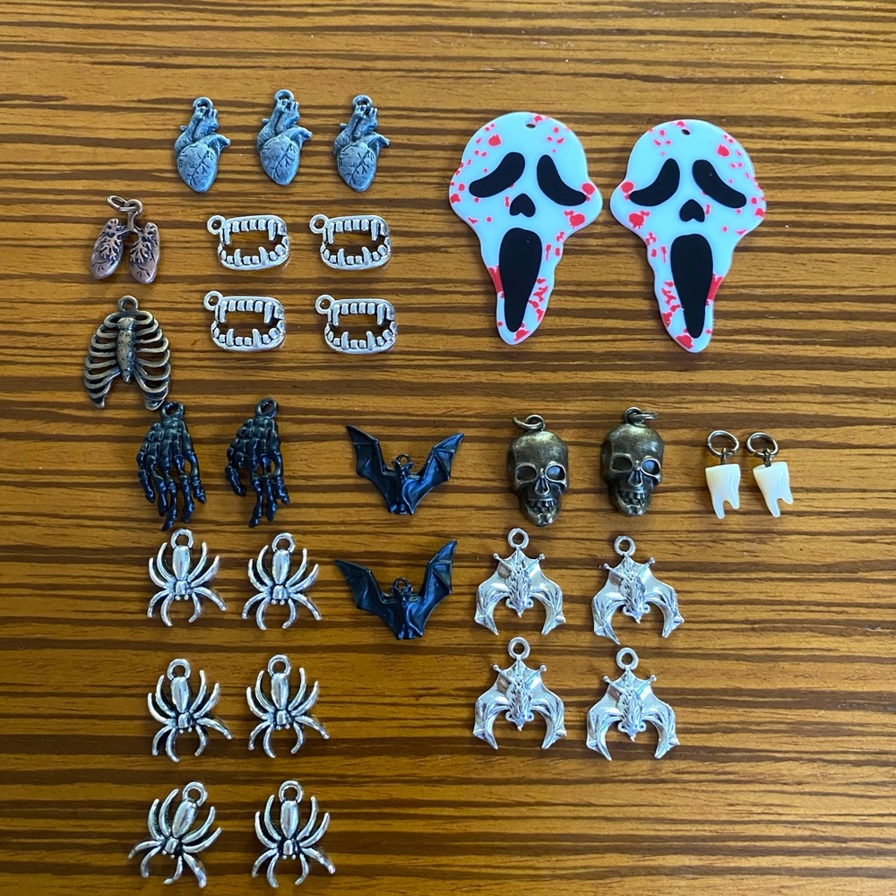 Misc Halloween Charm Set